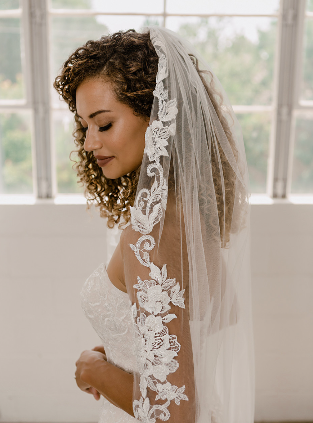 Angel Veil – Just Girl Stuff
