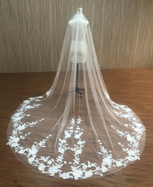 Serenelle Veil