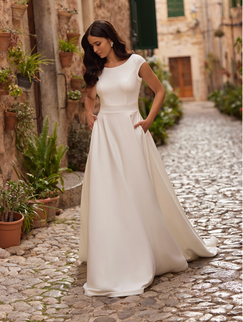 bill levkoff jr bridesmaid dresses Kelly Ivory / 4
