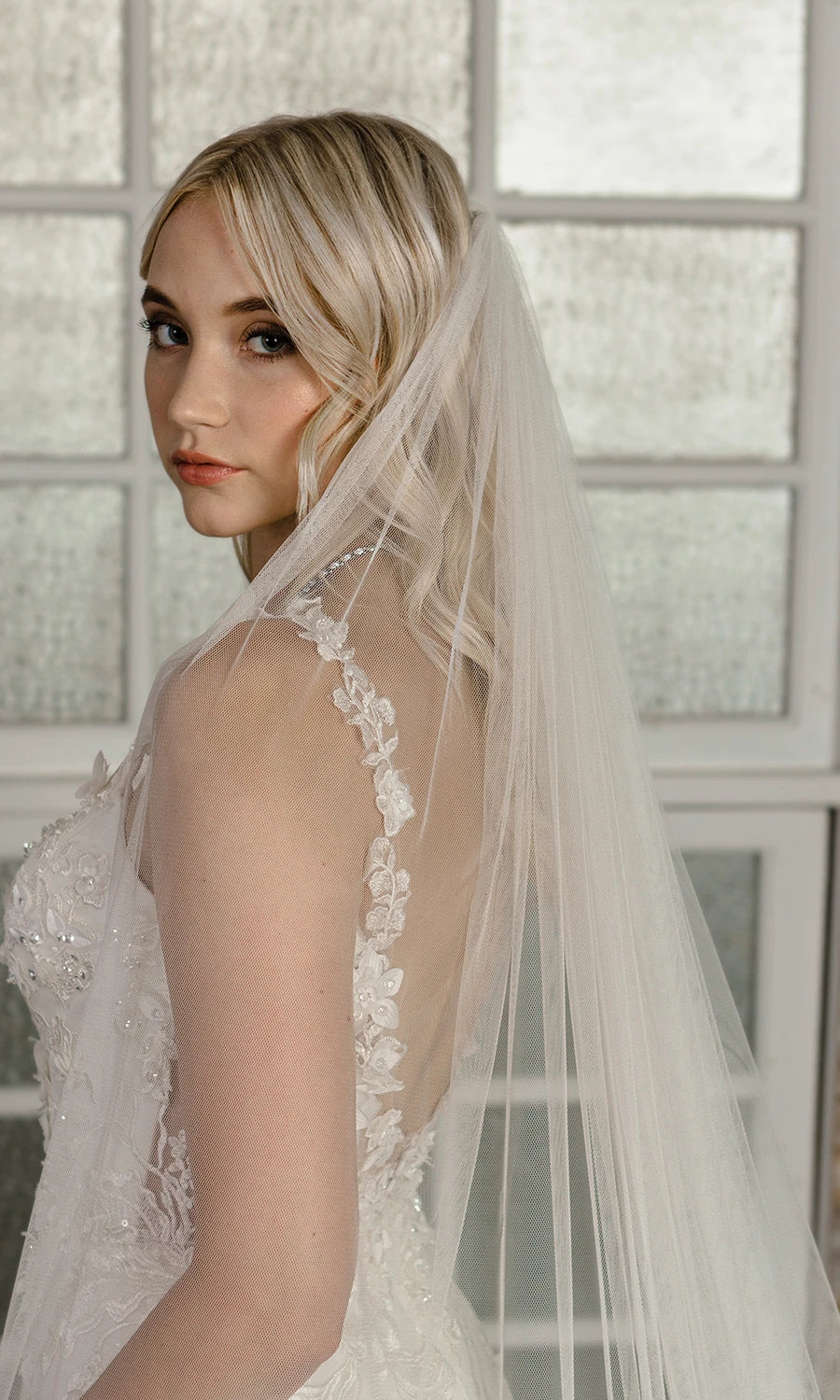 Isabeau Veil