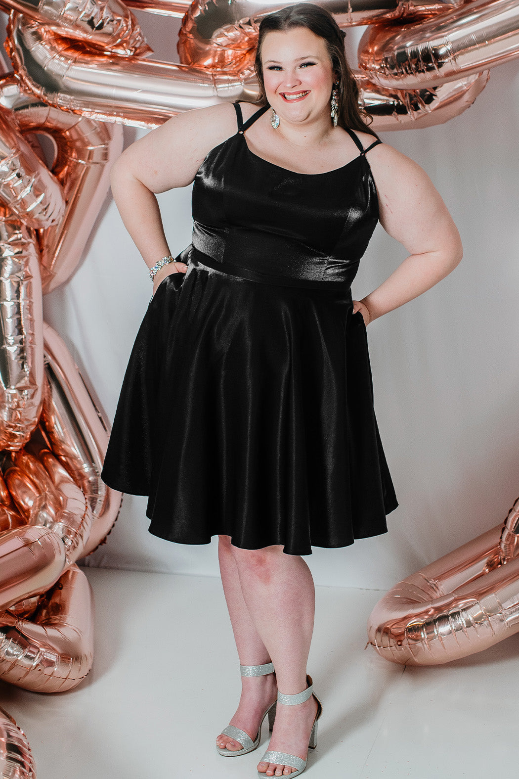 Velma Black / 28 Velma Black / 28